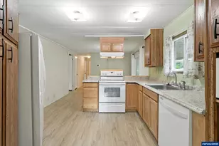 2045 Nocturne Ct SE, Salem, OR 97306 - Photo 7