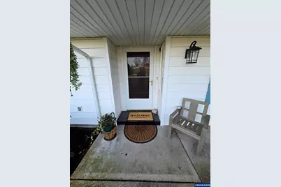 1104 29th Av SW, Albany, OR 97321 - Photo 3