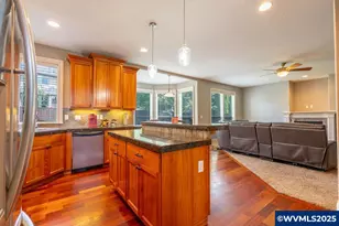 2757 Islander Ave NW, Salem, OR 97304 - Photo 9