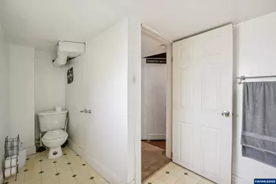 1082 Cascade Dr NW, Salem, OR 97304 - Photo 29