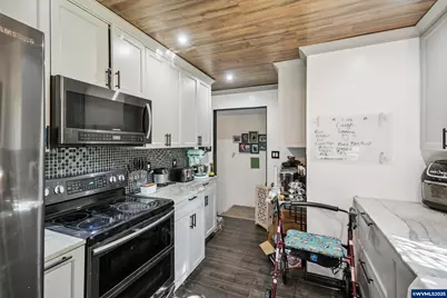 1082 Cascade Dr NW, Salem, OR 97304 - Photo 7