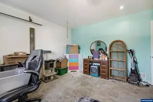 1082 Cascade Dr NW, Salem, OR 97304 - Photo 13