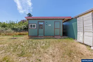 185 N 6th St, Lakeside, OR 97449 - Photo 33