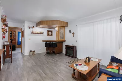 185 N 6th St, Lakeside, OR 97449 - Photo 13