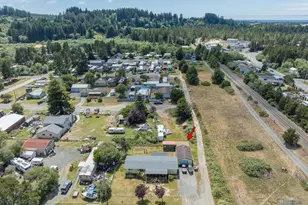 185 N 6th St, Lakeside, OR 97449 - Photo 43