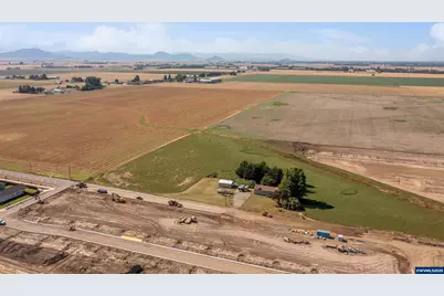 1252 Ellingson Rd SE, Albany, OR 97322 - Photo 11