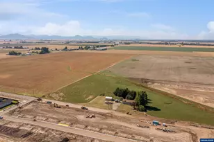 1252 Ellingson Rd SE, Albany, OR 97322 - Photo 11