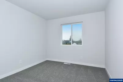 1122 Parkside Av, Woodburn, OR 97071 - Photo 17