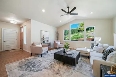 2024 NW Victory Av, Corvallis, OR 97330 - Photo 17