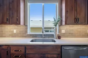 2024 NW Victory Ave, Corvallis, OR 97330 - Photo 11