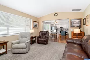 421 SE Davis St, Dallas, OR 97338 - Photo 19