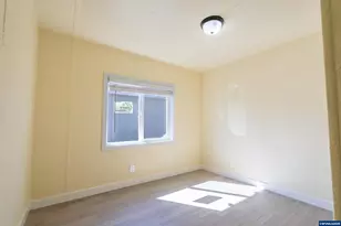 2031 Kennedy Cir NE, Keizer, OR 97303 - Photo 3