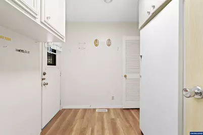 2040 Navaho Ct SE, Salem, OR 97306 - Photo 17