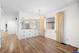 2040 Navaho Ct SE, Salem, OR 97306 - Photo 9