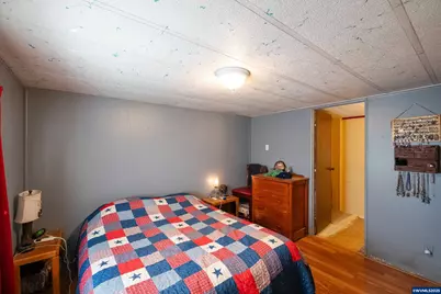 240 N 19th St, Philomath, OR 97370 - Photo 33