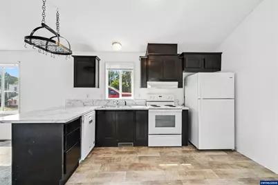 1530 Tamarack #11 St, Sweet Home, OR 97386 - Photo 9