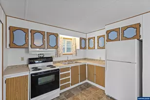 1999 Jansen Way, Woodburn, OR 97071 - Photo 7