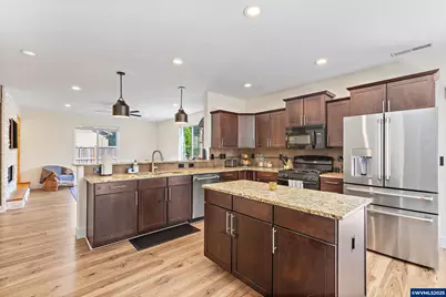 2558 White Oak Av NW, Albany, OR 97321 - Photo 21