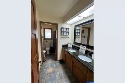 735 SW Mill St, Sheridan, OR 97378 - Photo 21