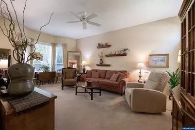 1462 NW Chardonnay Dr, McMinnville, OR 97128 - Photo 11