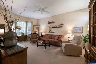 1462 NW Chardonnay Dr, McMinnville, OR 97128 - Photo 11