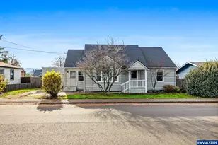 221 SW Rainbow Ave, Dallas, OR 97338 - Photo 1