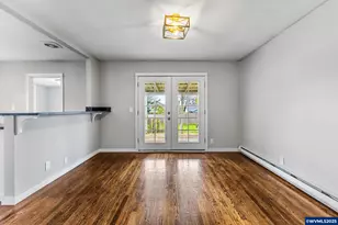 221 SW Rainbow Ave, Dallas, OR 97338 - Photo 9
