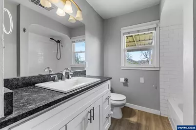 221 SW Rainbow Av, Dallas, OR 97338 - Photo 19