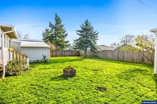 221 SW Rainbow Ave, Dallas, OR 97338 - Photo 35