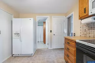 4925 NE 49th St, Neotsu, OR 97364 - Photo 7