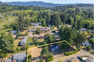 4925 NE 49th St, Neotsu, OR 97364 - Photo 37