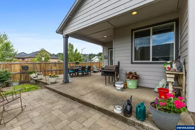 901 Riley Dr NE, Silverton, OR 97381 - Photo 27