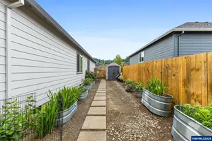 901 Riley Dr NE, Silverton, OR 97381 - Photo 31