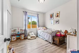 901 Riley Dr NE, Silverton, OR 97381 - Photo 17