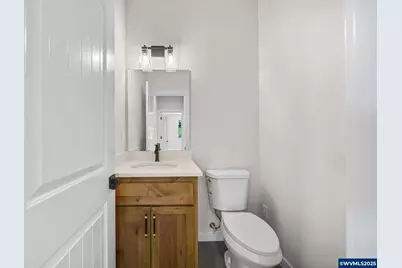 2049 NW Century Dr, Corvallis, OR 97330 - Photo 21