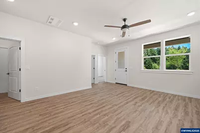 2049 NW Century Dr, Corvallis, OR 97330 - Photo 7