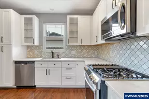 1282 N 3rd (350 E Hollister) Av, Stayton, OR 97383 - Photo 39