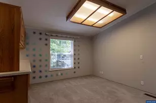 1284 N 19th St, Philomath, OR 97370 - Photo 5