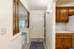 1510 Parkway Dr NW, Salem, OR 97304 - Photo 9