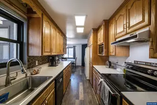 1421 Sunset Ln, Sweet Home, OR 97386 - Photo 3