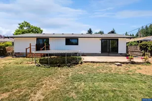 1421 Sunset Ln, Sweet Home, OR 97386 - Photo 23