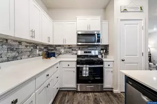 500 SE Stafrin St, Dallas, OR 97338 - Photo 13