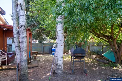 300 S Everest Rd #19, Newberg, OR 97132 - Photo 25