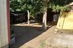 585 5th Ave, Sweet Home, OR 97386 - Photo 27