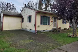 585 5th Ave, Sweet Home, OR 97386 - Photo 5