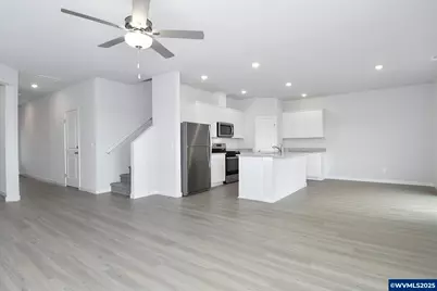 [Address not provided], Woodburn, OR 97071 - Photo 3