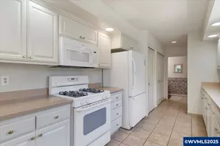 1753 Springtime Ct NE, Keizer, OR 97303 - Photo 13