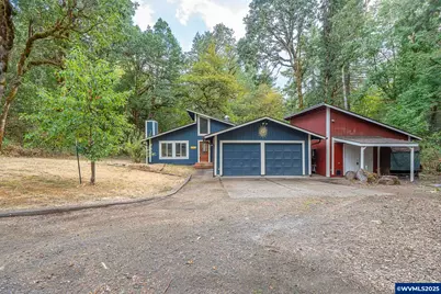 31722 McLoughlin Dr, Philomath, OR 97370 - Photo 1