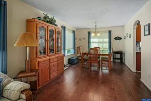 4645 Stauber Ln SE, Salem, OR 97317 - Photo 17