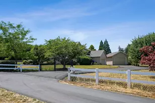 4645 Stauber Ln SE, Salem, OR 97317 - Photo 3